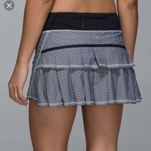 Lululemon pace setter skirt